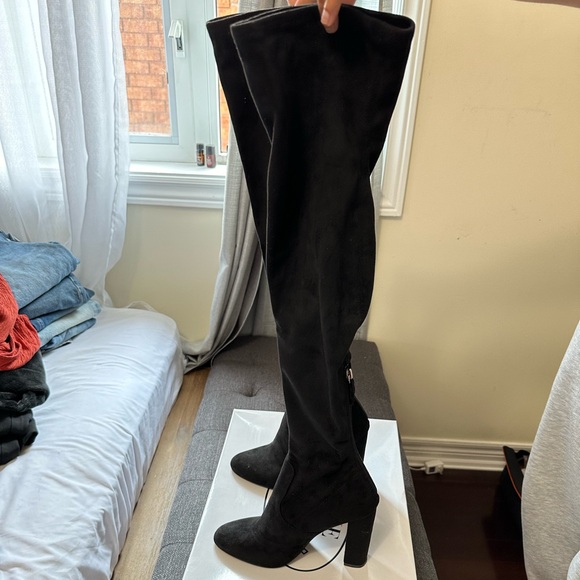 Steve Madden thigh high suede over the knee black boots (US 7) - Picture 2 of 6